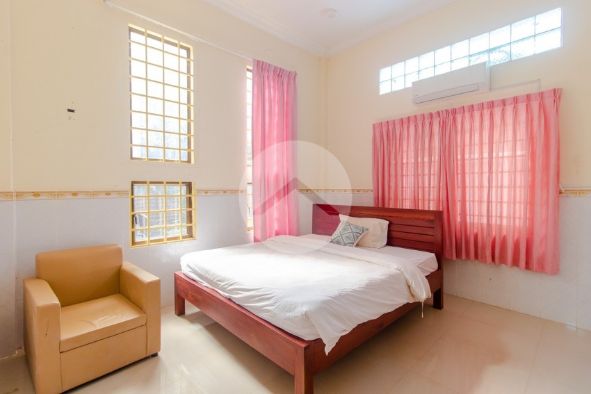 2 Bedroom Villa For Rent - Slor Kram, Siem Reap