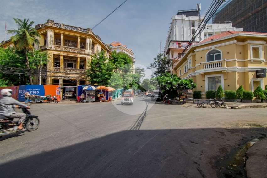 1 Bedroom Renovated Apartment For Rent - Daun Penh, Phnom Penh