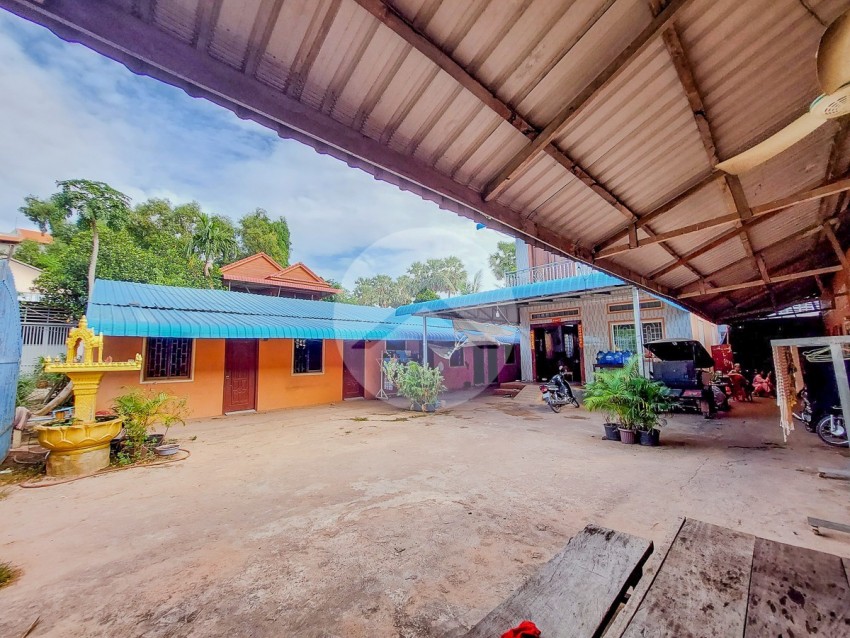 3 Bedroom House with 10 Rental Rooms For Sale - Svay Dangkum, Siem Reap