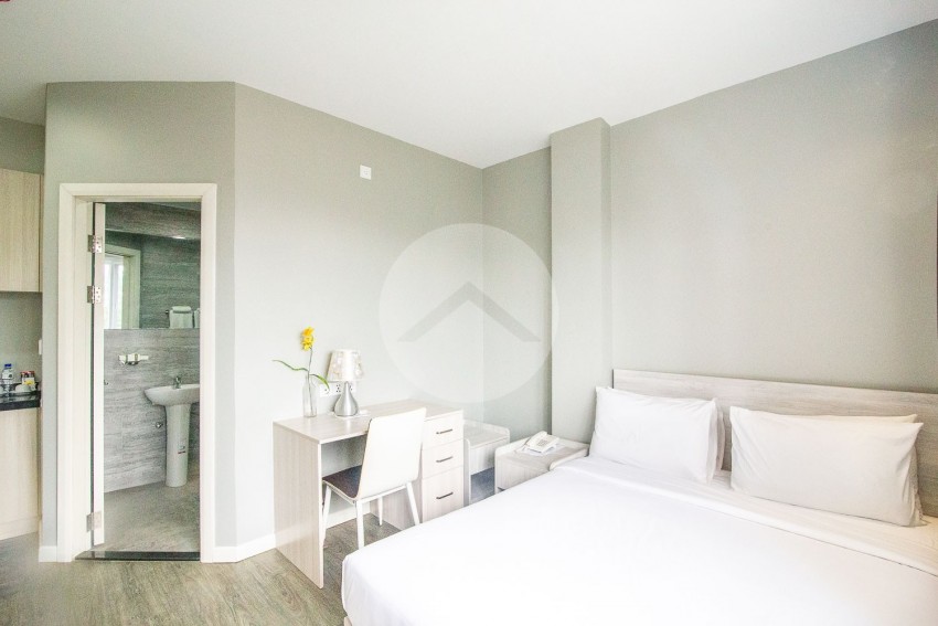 1 Bed Superior Studio Unit For Rent - Toek Tla, Phnom Penh