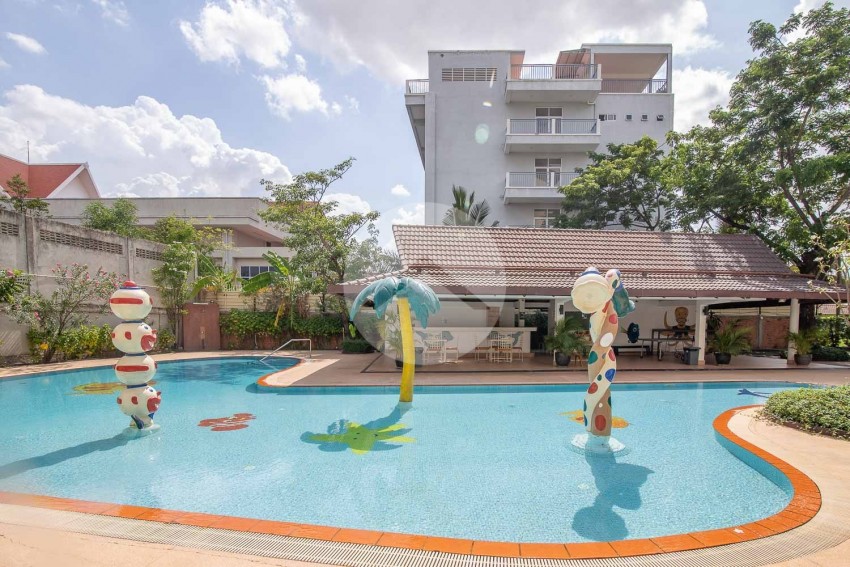 1 Bed Superior Studio Unit For Rent - Toek Tla, Phnom Penh