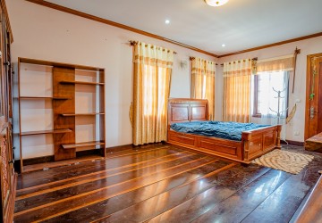 4 Bedroom Villa for Rent- Sala Kamreuk, Siem Reap thumbnail