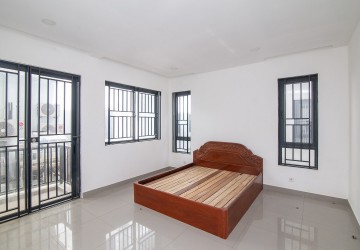 4 Bedroom Twin Villa For Sale at Chip Mong Landmark 271 - Chak Angrae Kraom, Phnom Penh thumbnail