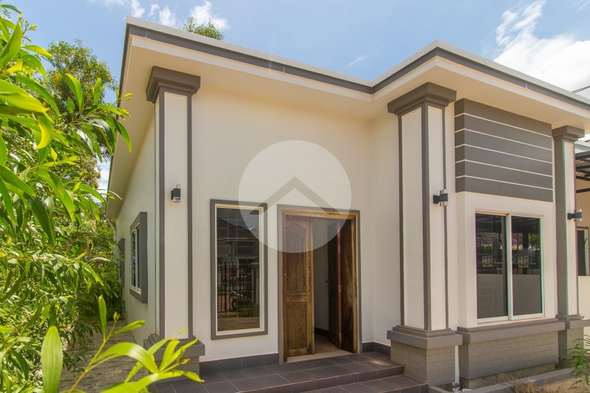 2 Bedroom Villa For Sale - Svay Dangkum, Siem Reap