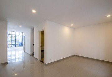 4 Bedrooms Shophouse For Sale - Mean Chey, Phnom Penh thumbnail