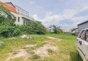 989 Sqm Commercial Land For Sale - Slor Kram, Siem Reap thumbnail