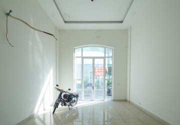 5 Bedroom Shophouse For Rent - Tonle Bassac, Phnom Penh thumbnail