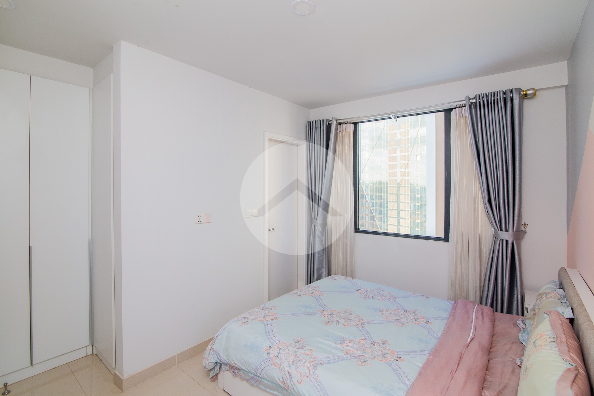 3 Bedroom Condo For Rent - The Bridge Condo, Tonle Bassac, Phnom Penh - Image 12
