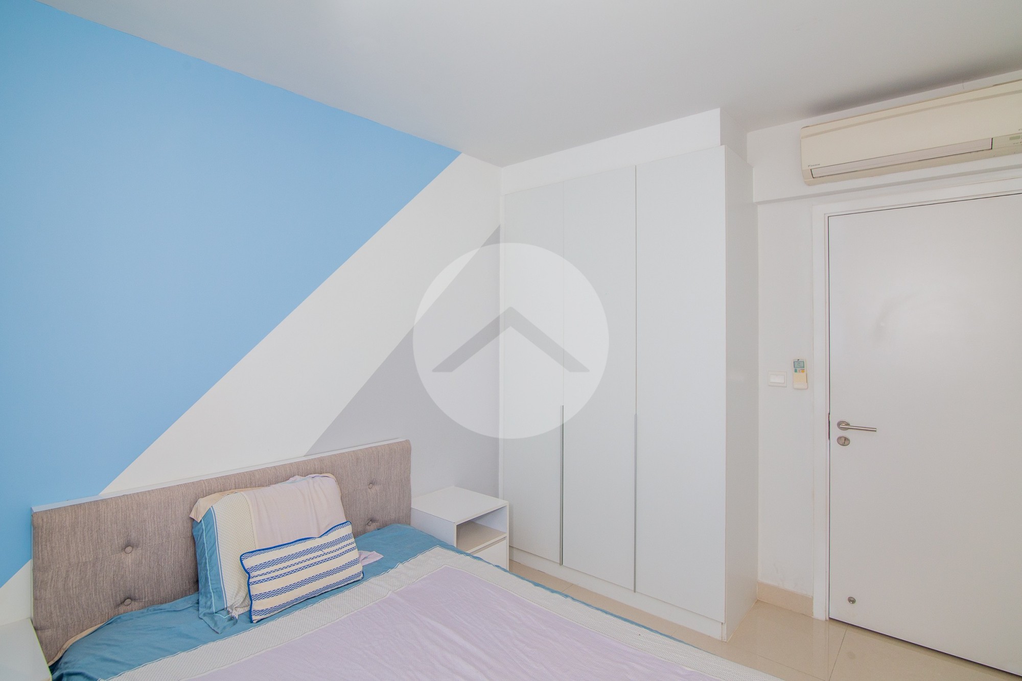 3 Bedroom Condo For Rent - The Bridge Condo, Tonle Bassac, Phnom Penh - Image 9
