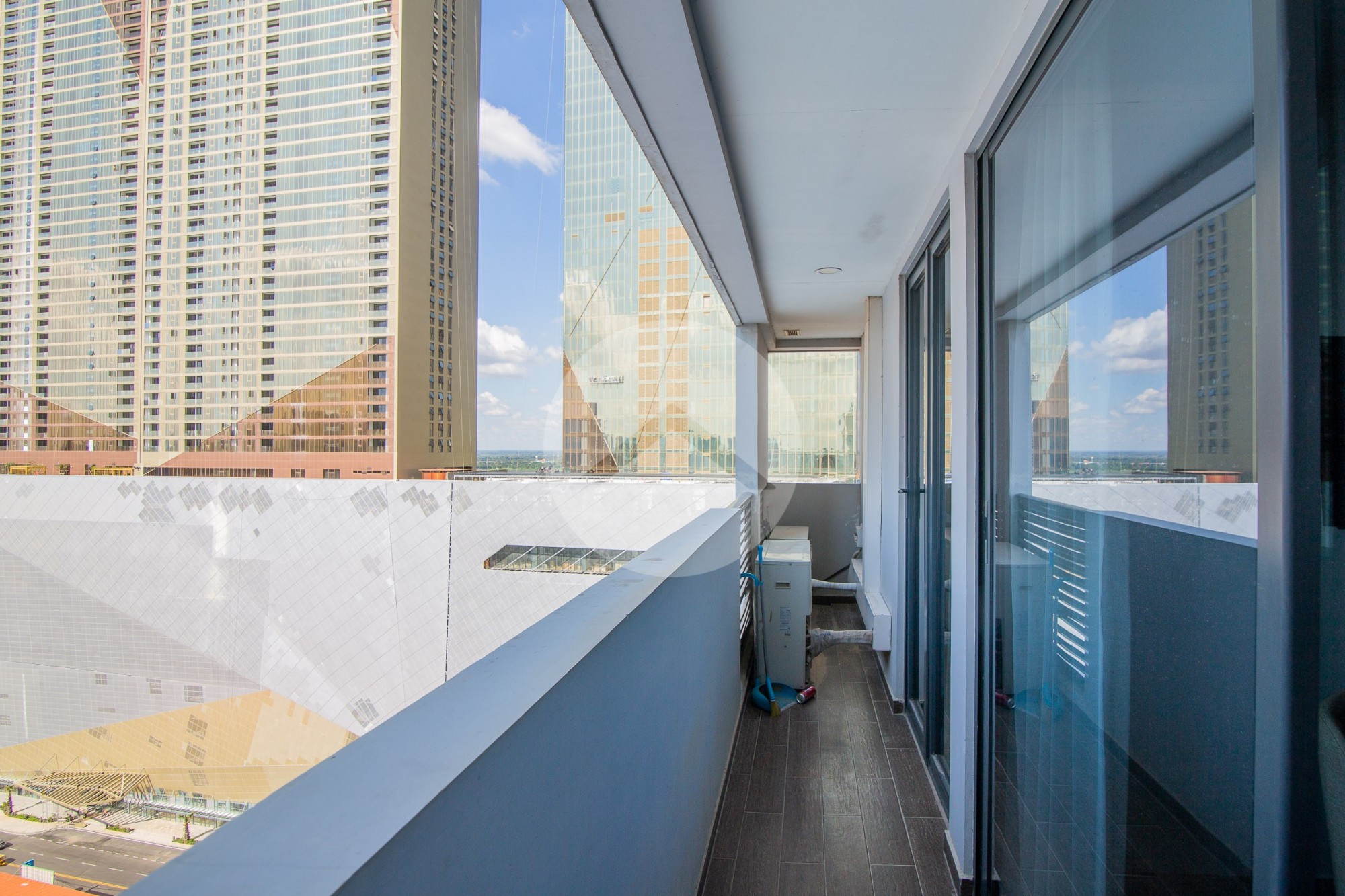 3 Bedroom Condo For Rent - The Bridge, Tonle Bassac, Phnom Penh - Image 15