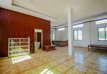 4 Bedroom House For Rent - Svay Dangkum, Siem Reap thumbnail