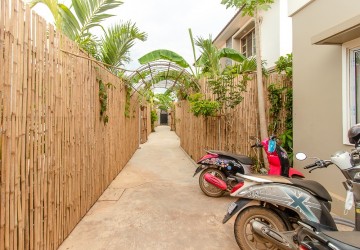 2 Bedroom Apartment For Rent - Sala Kamreuk, Siem Reap thumbnail