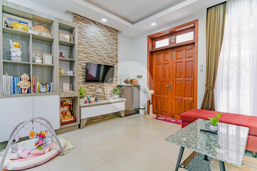 2 Bedroom Flat For Sale - Svay Dangkum, Siem Reap