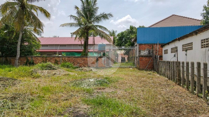   702 Sqm Residential Land For Sale - Slor Kram, Siem Reap