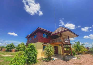 4 Bedroom Villa For Sale - Troav Kot, Siem Reap thumbnail