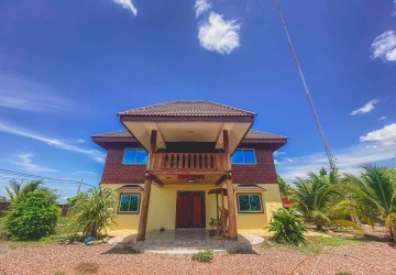 4 Bedroom Villa For Sale - Troav Kot, Siem Reap thumbnail