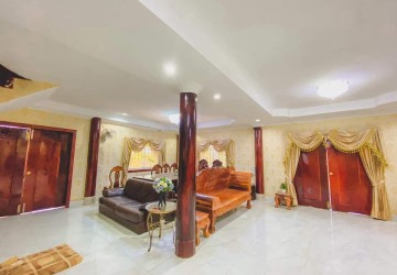 4 Bedroom Villa For Sale - Troav Kot, Siem Reap thumbnail