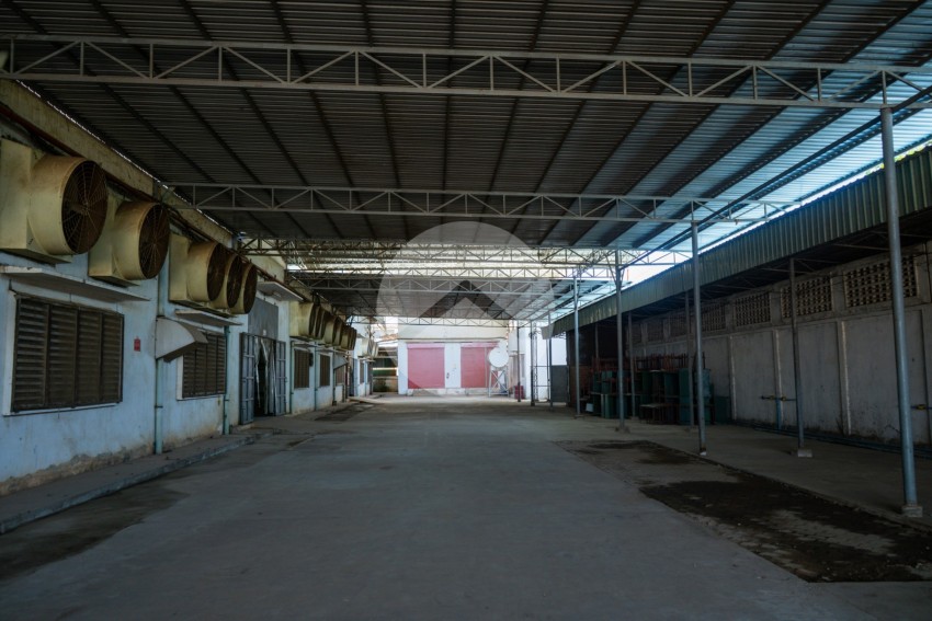 6400 Sqm Factory Space For Rent - Kompong Speu