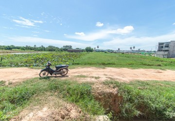   1050 Sqm Residential Land For Sale - Svay Dangkum, Siem Reap thumbnail