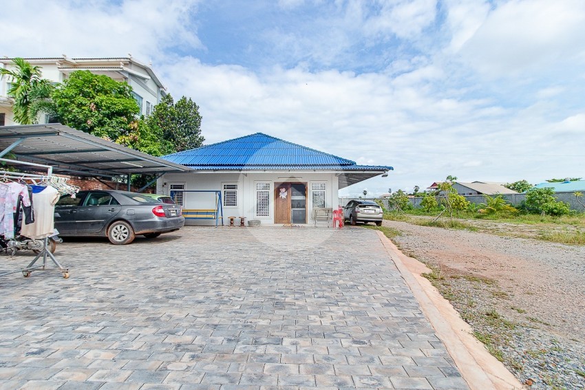 8 Bedroom Rental House For Sale - Svay Dangkum, Siem Reap