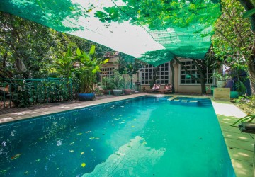 3 Bedroom Villa with Pool For Rent - Tonle Bassac, Phnom Penh thumbnail