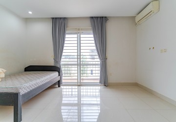 3 Bedroom Flat House For Sale - Svay Dangkum, Siem Reap thumbnail