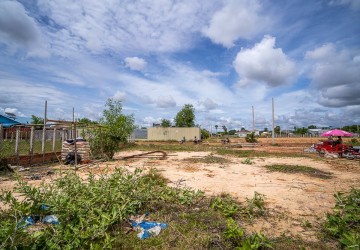  306 Sqm Residential Land For Sale - Svay Dangkum, Siem Reap thumbnail