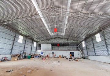 1440 Sqm Warehouse for Rent - Kouk Chak, Siem Reap thumbnail