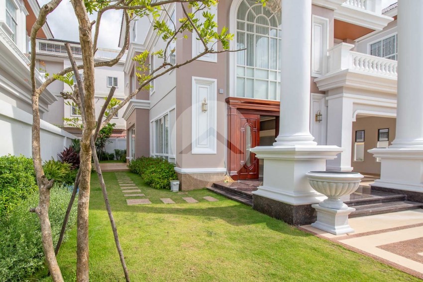 4 Bedroom Prince Villa For Rent - Borey Peng Huot, Chbar Ampov, Phnom Penh