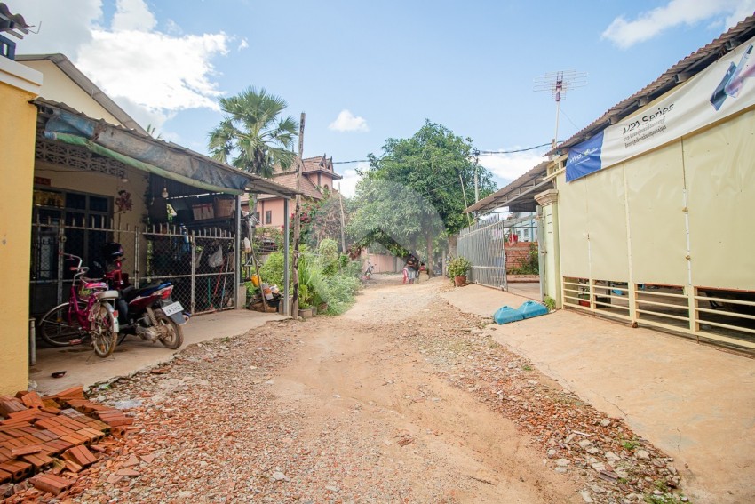 4 Bedroom House For Sale  -Svay Dangkum, Siem Reap