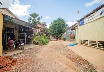 4 Bedroom House For Sale  -Svay Dangkum, Siem Reap thumbnail