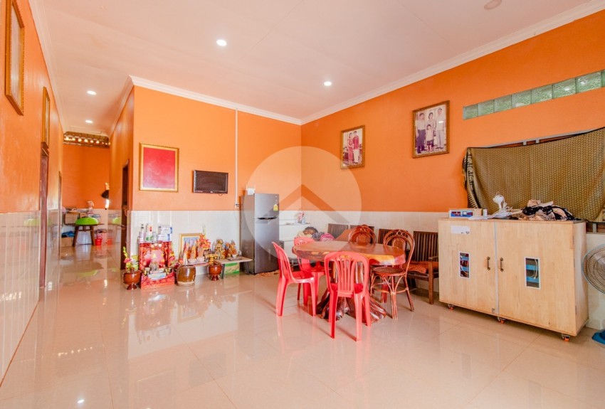 4 Bedroom House For Sale - Kandaek, Siem Reap