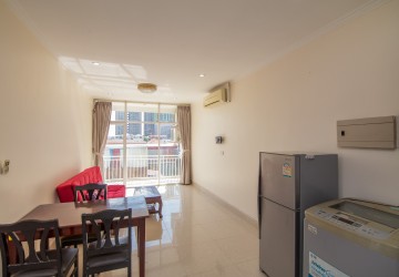 2 Bedroom Apartment For Rent - Tonle Bassac, Phnom Penh thumbnail