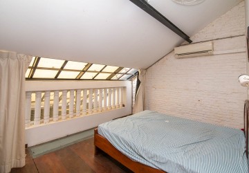 2 Bedroom Renovated Flat For Sale - Phsar Kandal 2, Phnom Penh thumbnail