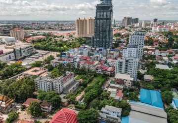 7 Bedroom Townhouse For Sale - Tonle Bassac, Phnom Penh thumbnail