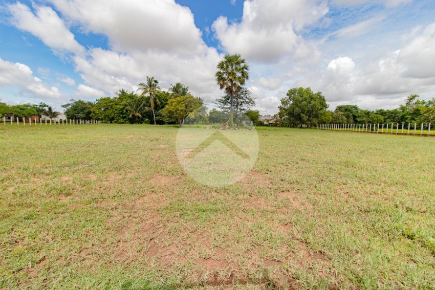 4500 Sqm Residential Land For Sale - Kandaek, Siem Reap