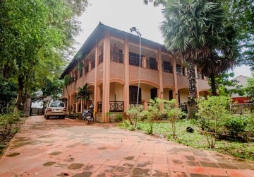 7 Bedroom Villa For Rent - Svay Dangkum, Siem Reap thumbnail