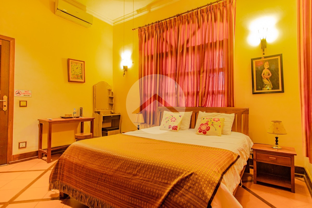 7 Bedroom Villa For Rent - Svay Dangkum, Siem Reap - Image 4