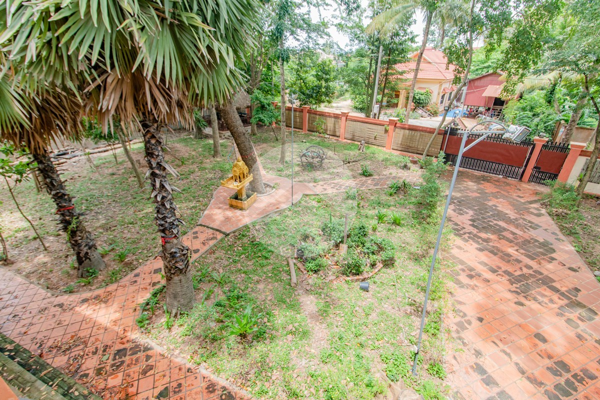 7 Bedroom Villa For Rent - Svay Dangkum, Siem Reap - Image 20
