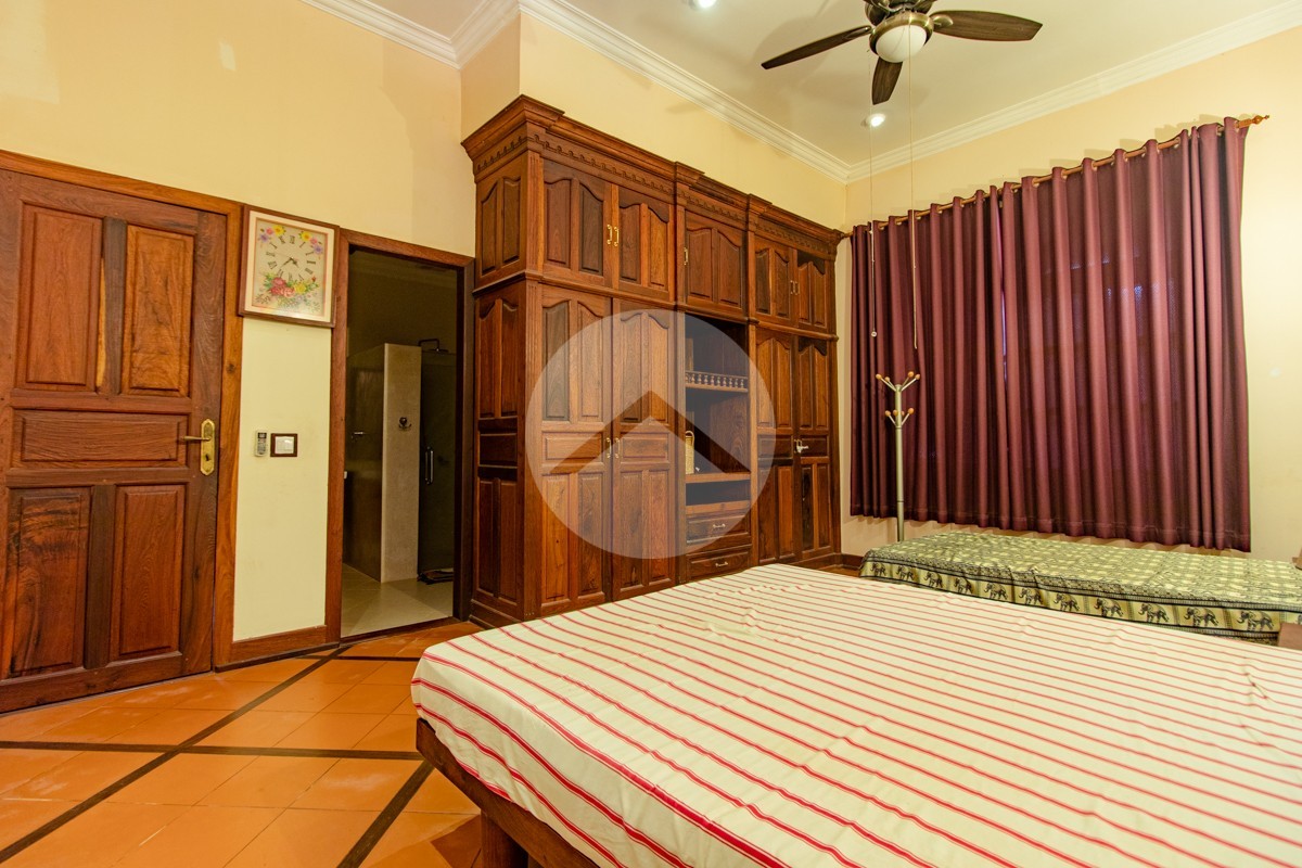 7 Bedroom Villa For Rent - Svay Dangkum, Siem Reap - Image 11