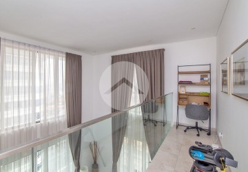 4 Bedroom Luxury Penthouse For Sale - Tonle Bassac, Phnom Penh thumbnail