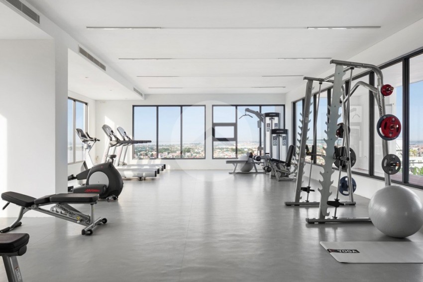 4 Bedroom Luxury Penthouse For Sale - Tonle Bassac, Phnom Penh