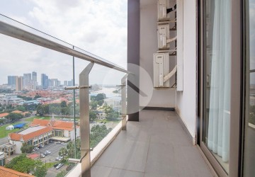 4 Bedroom Luxury Penthouse For Sale - Tonle Bassac, Phnom Penh thumbnail