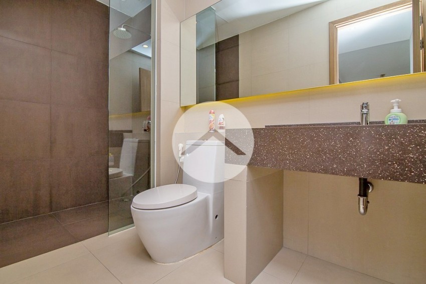 4 Bedroom Luxury Penthouse For Sale - Tonle Bassac, Phnom Penh
