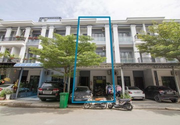 4 Bedroom Linked House For Sale - Borey Villa Town, Phnom Penh thumbnail