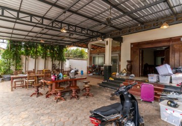 5 Bedroom Villa For Sale - Sala Kamreuk, Siem Reap thumbnail