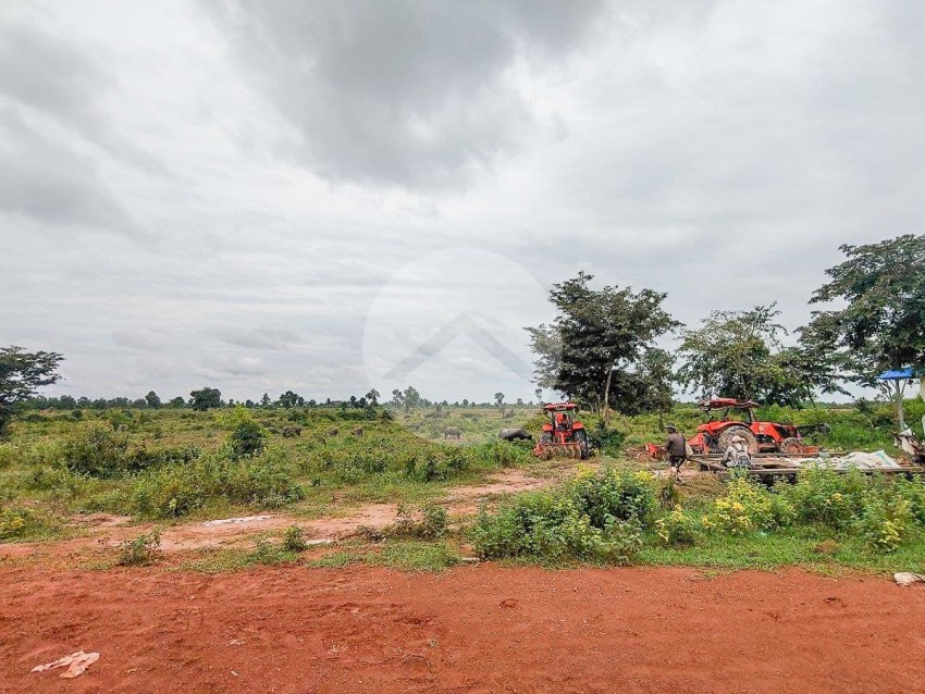 10 Hectare Land For Sale - Troav Kot, Siem Reap