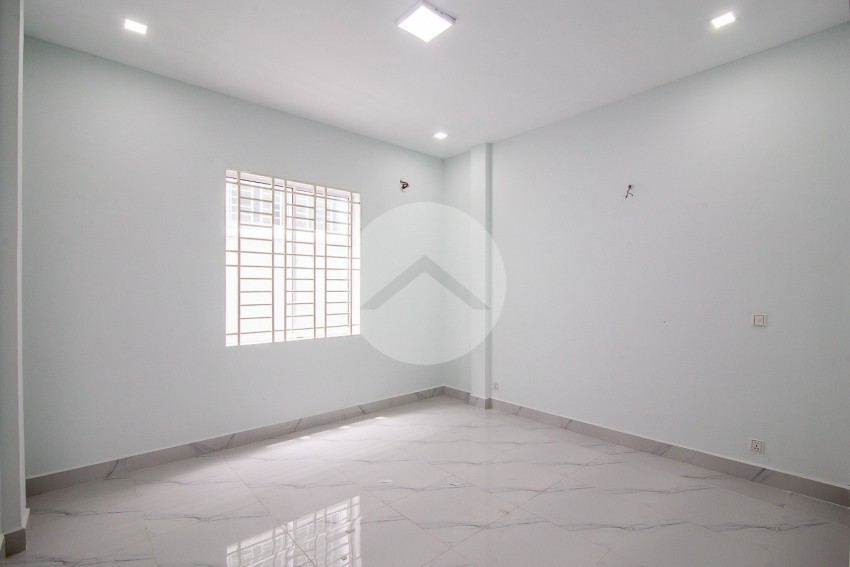 7 Bedroom Shophouse For Rent - Prey Sar, Phnom Penh