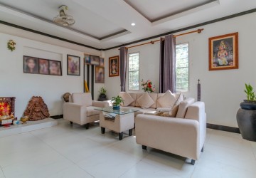 3 Bedroom Villa For Sale - Chreav, Siem Reap thumbnail