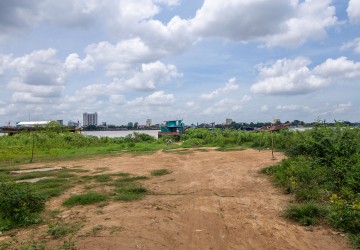 3360 Sqm Land For Sale - Koh Oknha Tei Island, Kandal thumbnail